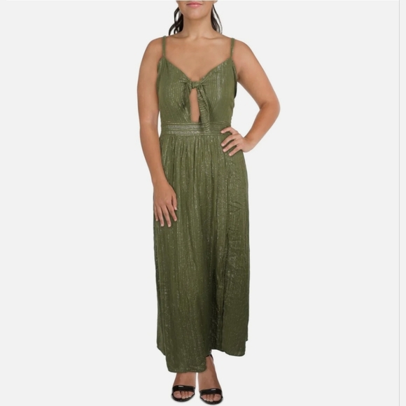 NWT PLUS size Bar III size 3x dress with slit - Picture 2 of 14